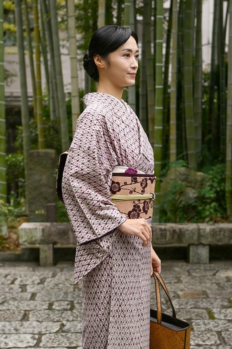 銀座【帯5856】浦野理一作 型染 名古屋帯 梅枝の図 - 銀座きもの青木