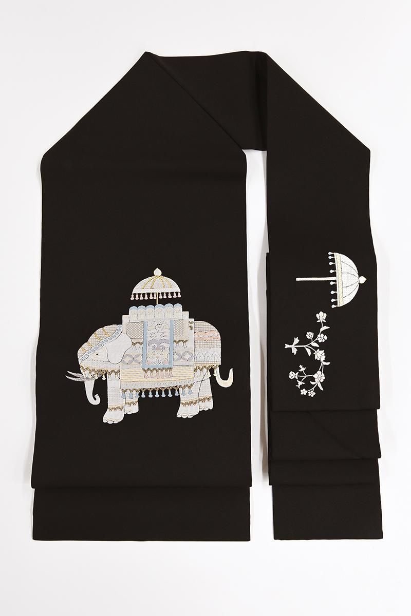 銀座【H-1010】塩瀬地 刺繍 名古屋帯 黒色 象の図 - 銀座きもの青木