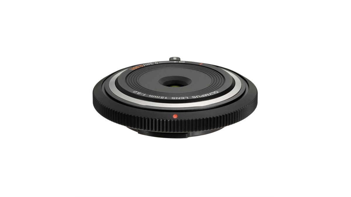 オリンパス、厚さ9mm・重さ22gの薄型単焦点レンズ「BCL-1580」 - 価格.com