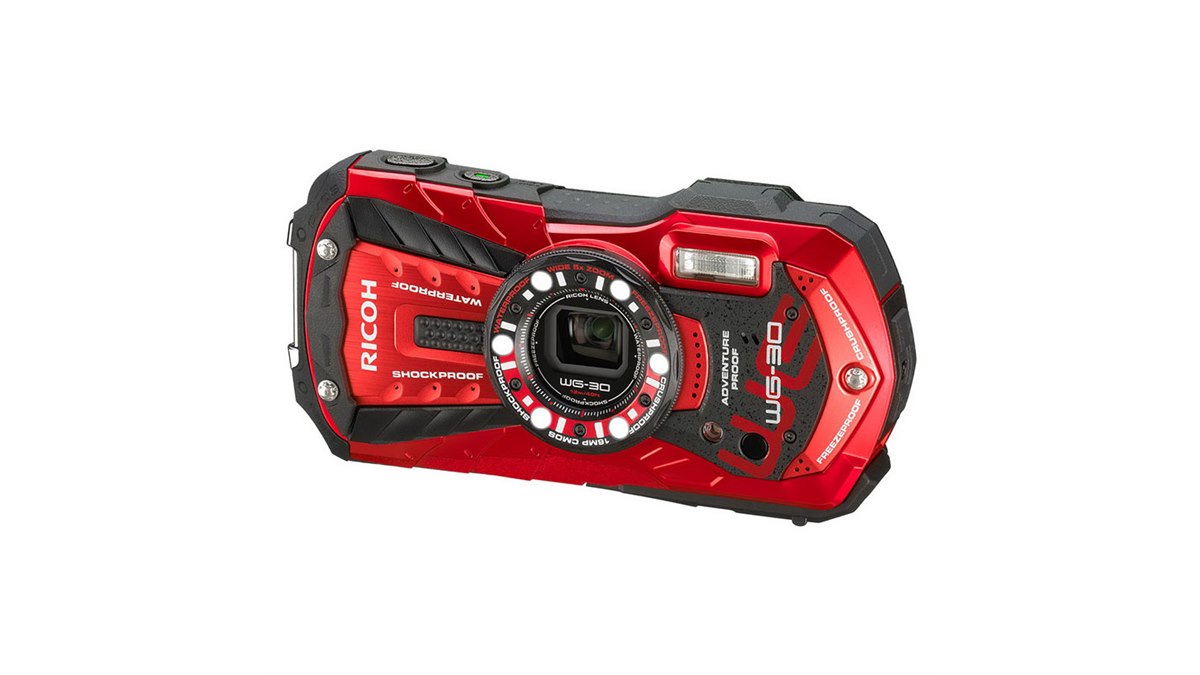 リコー、裏面照射型CMOSを採用したタフネスデジカメ「WG-30/30W