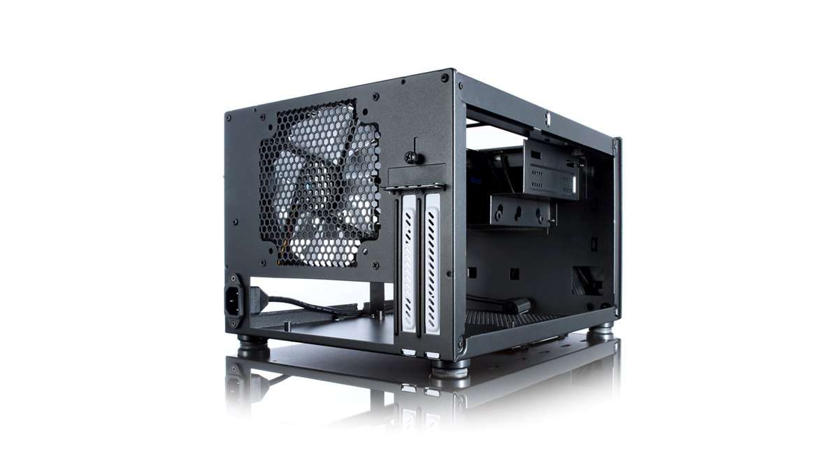 Fractal Design、コンパクトなキューブ型Mini ITXケース - 価格.com