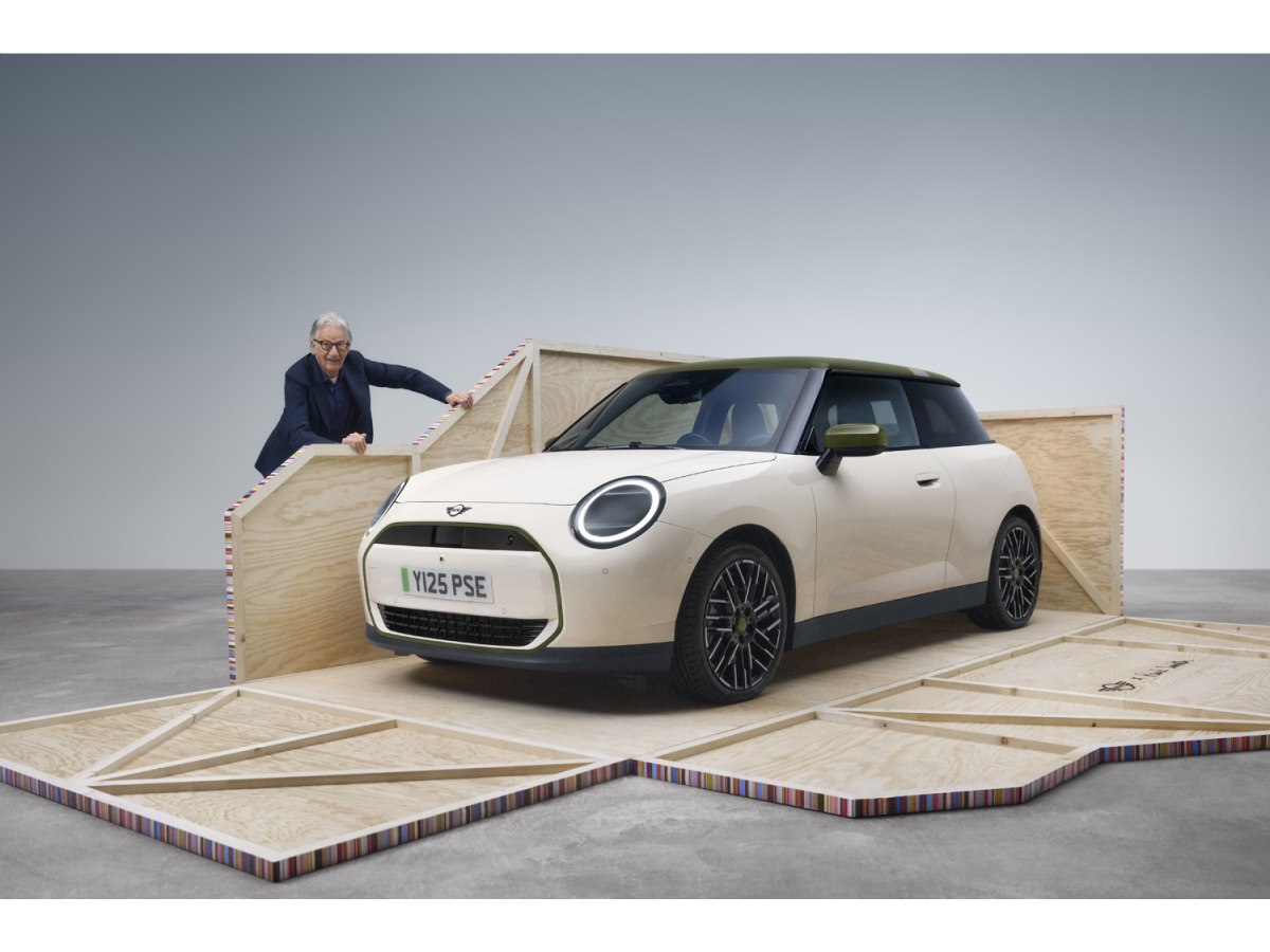 JMS2025で世界初公開 「MINIポール・スミスエディション」の受注