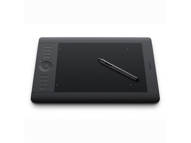 ワコム、マルチタッチ対応のプロ向けペンタブレット「Intuos 5