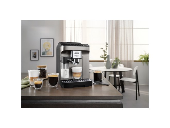 デロンギ、自動ミルク泡立て「ラテクレマ システム」搭載コーヒー