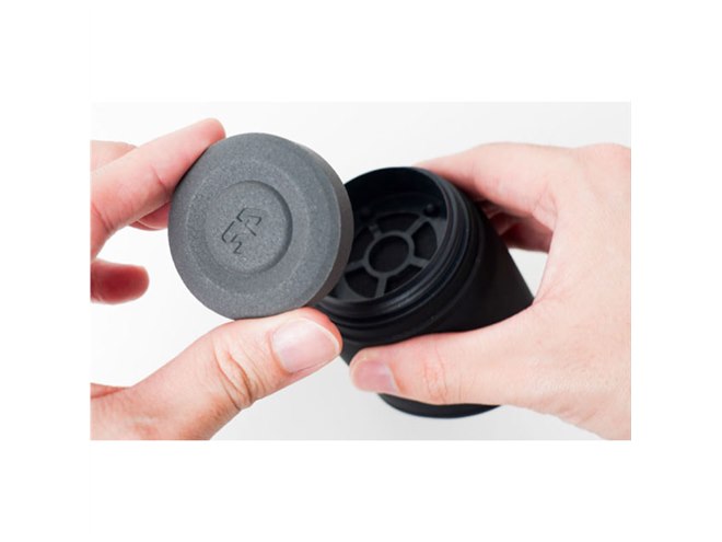 サンコー、レンズに装着して使う「レンズキャップ型防湿庫」3,980円