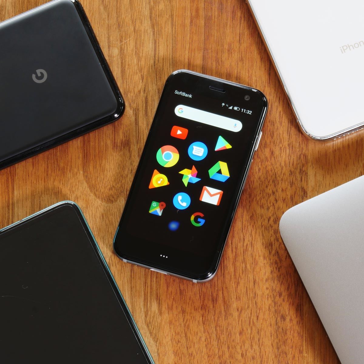 メイン機として使える？ 驚愕の超小型スマホ「Palm Phone」を徹底解剖