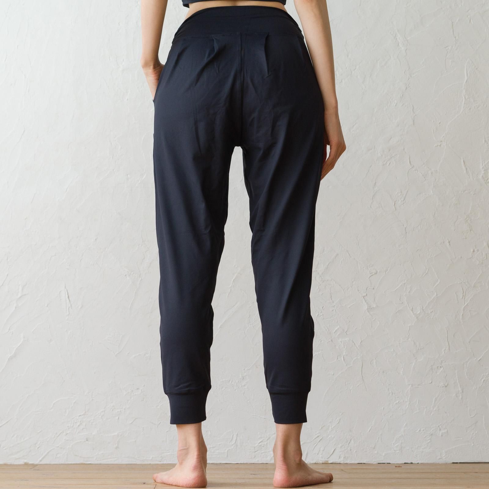 リラックスデイパンツ ブラック - ブラジリアンヨガパンツ・スポーツ