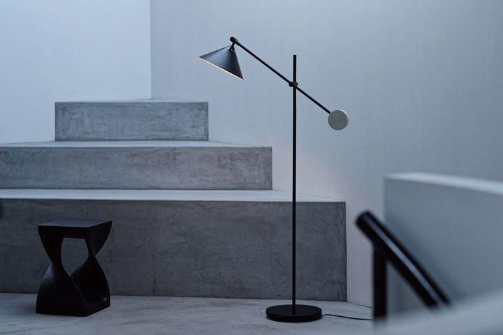 フロアライト LED ブラック モダン おしゃれ Turo｜デザイン照明のCROIX