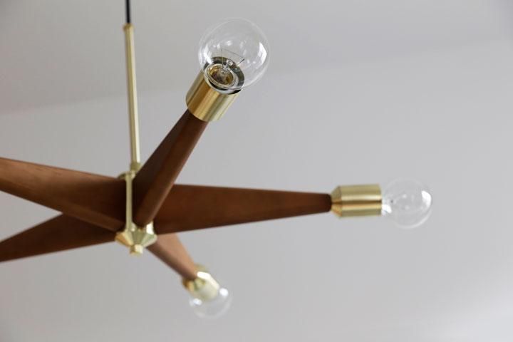 5灯ペンダントライト 木製 レトロモダン Hurst｜デザイン照明のCROIX