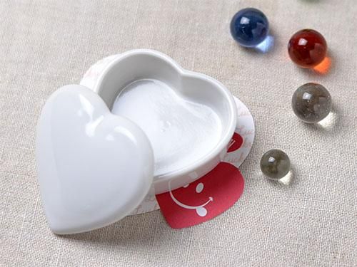 かわいいハートの形をした陶器 -生活雑貨通販「ゼルポティエ」