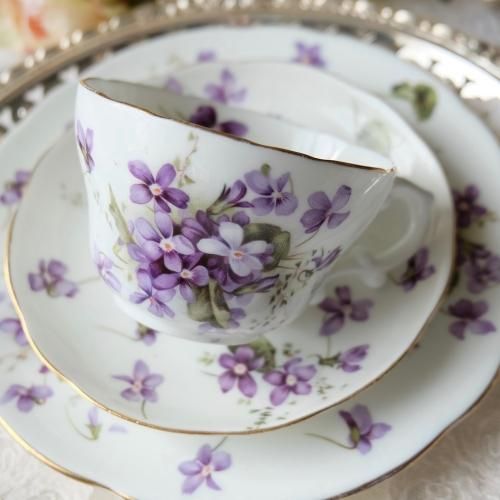 ハマースレイ・1900年初期 ヴィクトリアンバイオレットのトリオ