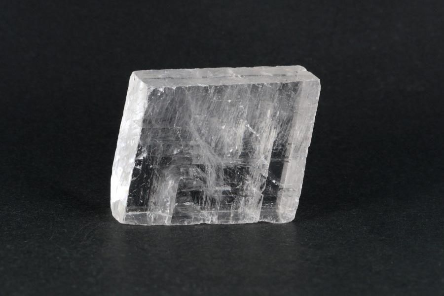 ホワイトカルサイト (方解石) 六面体79g｜天然石通販キラリ石