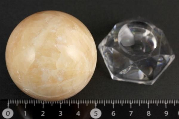 アラゴナイト(霰石)丸玉 50mm｜天然石丸玉 通販のキラリ石