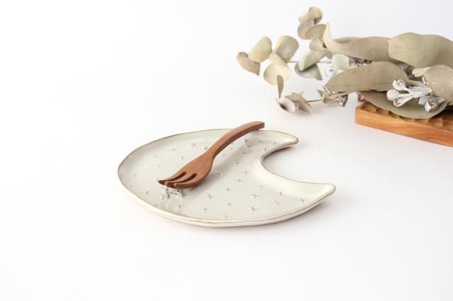 眠る月の皿｜陶器｜キエリ舎｜和食器通販｜うちる｜和食器の皿、鉢