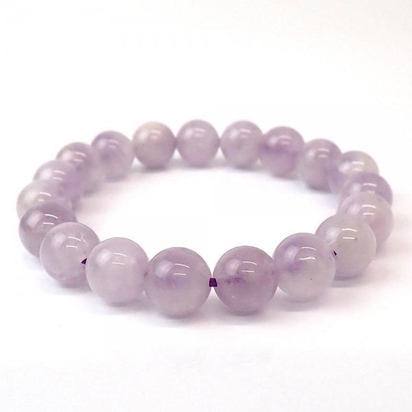 ラベンダーアメジストとは｜鉱物データ・特徴・意味・効果・石言葉