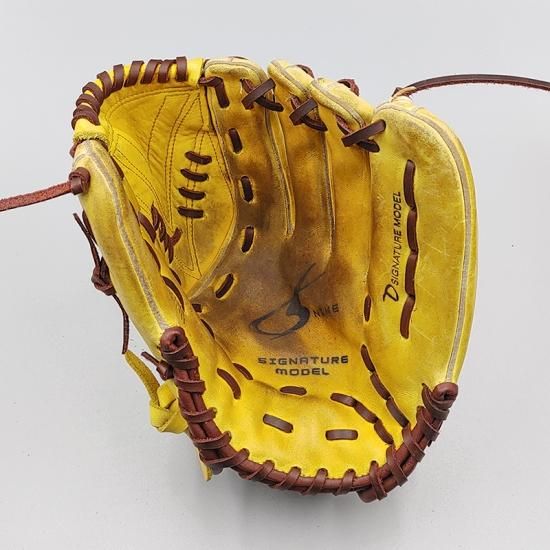 デザインリメイク済みグローブ】 ナイキ 軟式用グローブ / 投手用