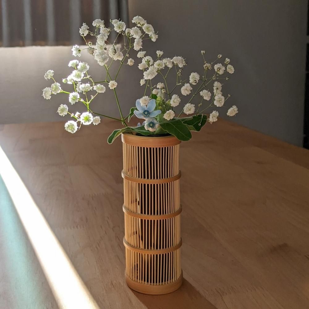 花器 かけす（さらし） 壁掛けタイプ 【花台付き】- 竹細工 花生け 花