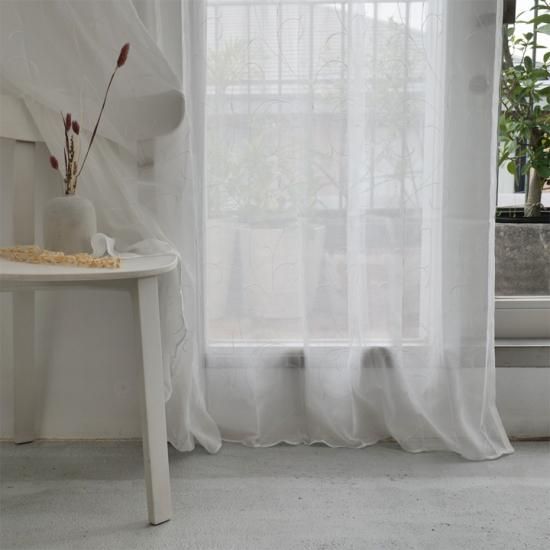 シームレスレースカーテン | ツタ模様刺繍 - trocco 低価格・高品質