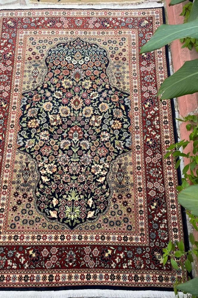 新しい絨毯/トルコ・トカット/ヘレケ絨毯/チェシュミブルブル柄約191