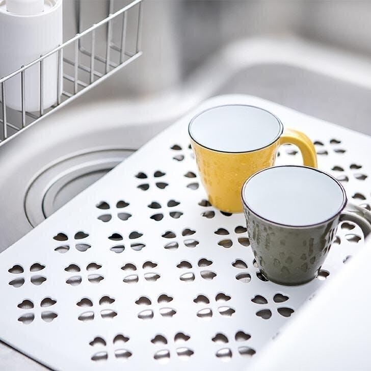 リッチェル シェリーゴム製シンクマットクローバー ホワイト 幅45×奥