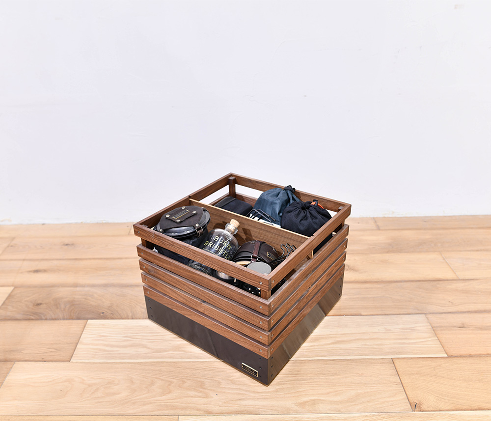 INOUT （イナウト） / Stack Box / High walnut