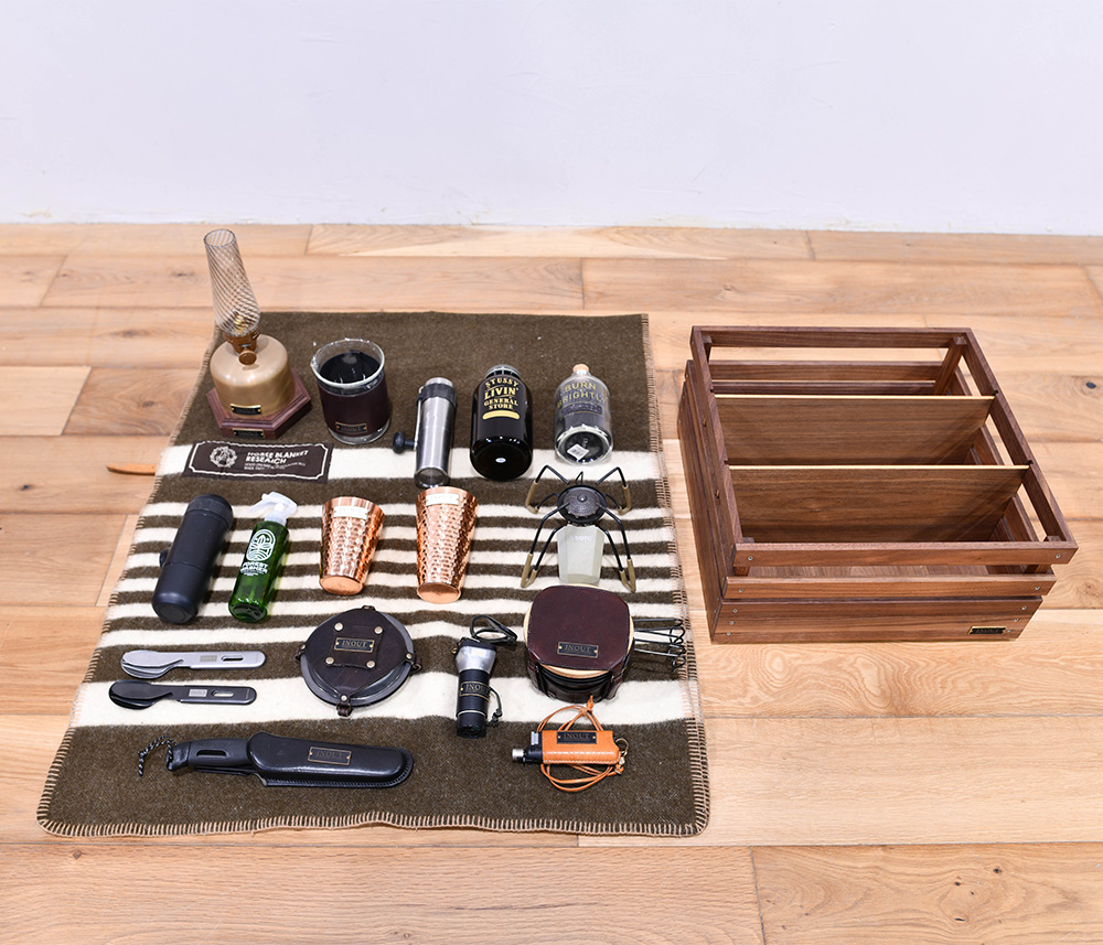 INOUT （イナウト） / Stack Box / Low walnut