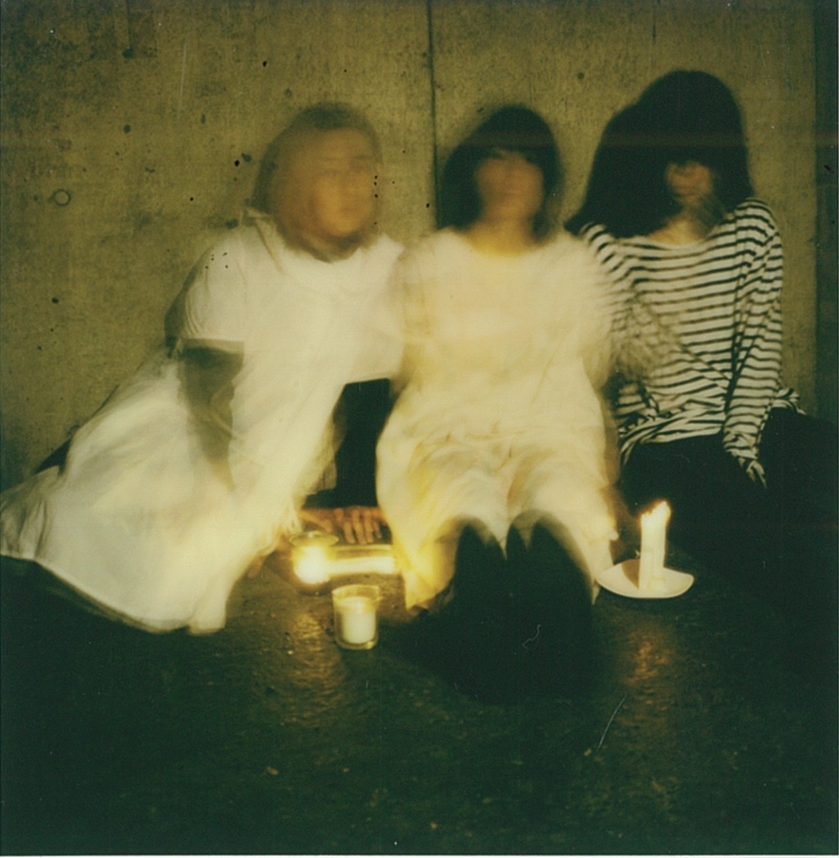 NEWS】羊文学 クリスマスシングル『1999/ 人間だった』リリース & MV