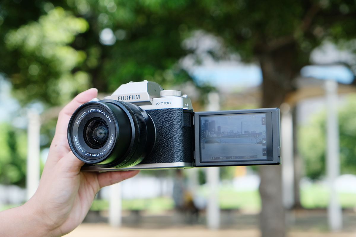 Xシリーズレビュー】初心者でも簡単に綺麗に撮れる！富士フイルム『X