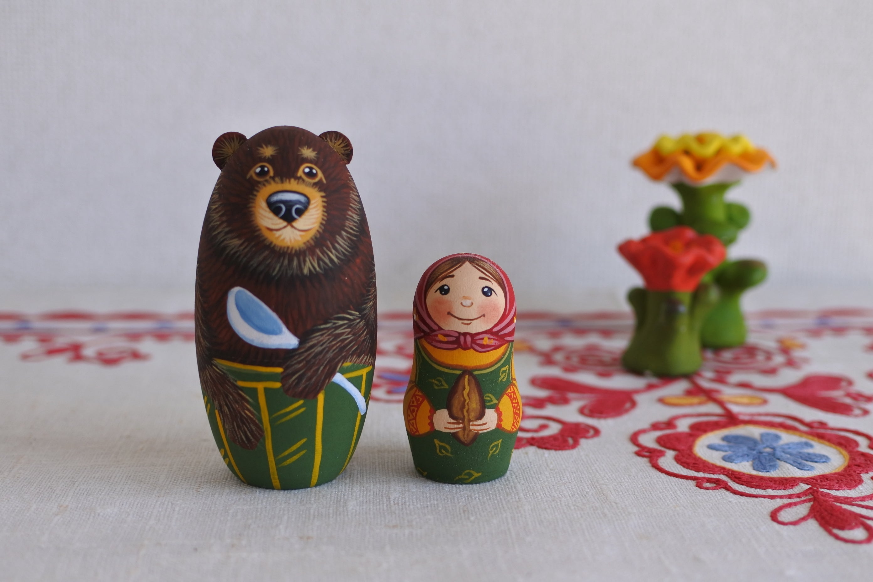 エカテリーナ・ペトゥホワのマトリョーシカ 3びきのくま 4ピース 民話