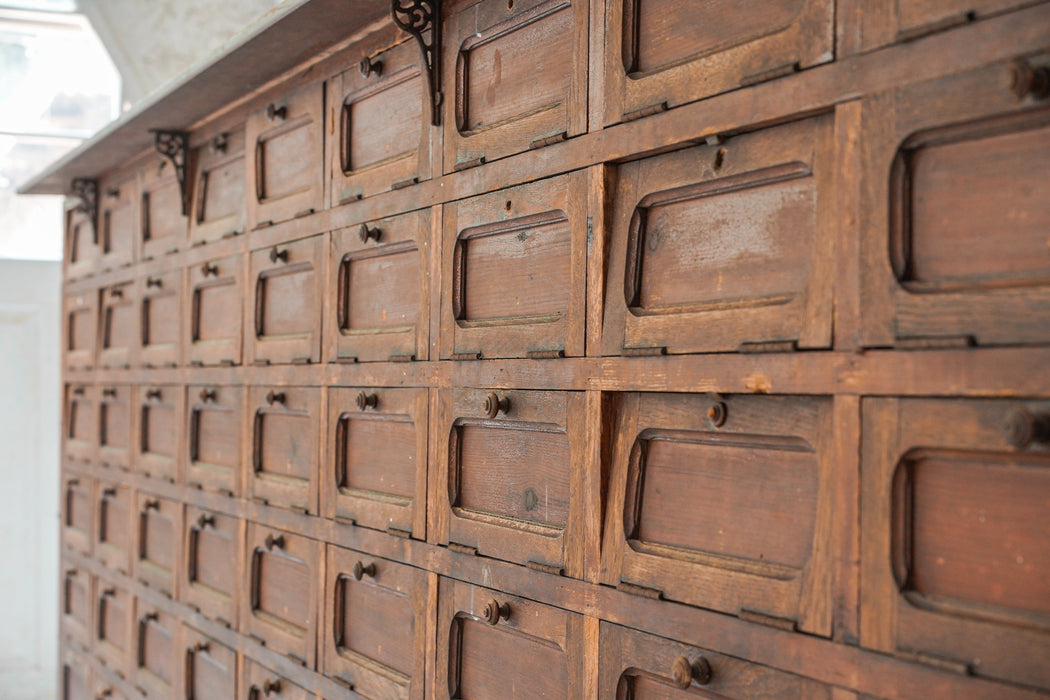 アンティークドロワー — Antique Shop IWARE