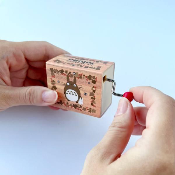 スタジオジブリ ジブリ グッズ となりのトトロ 手巻きオルゴール 木目