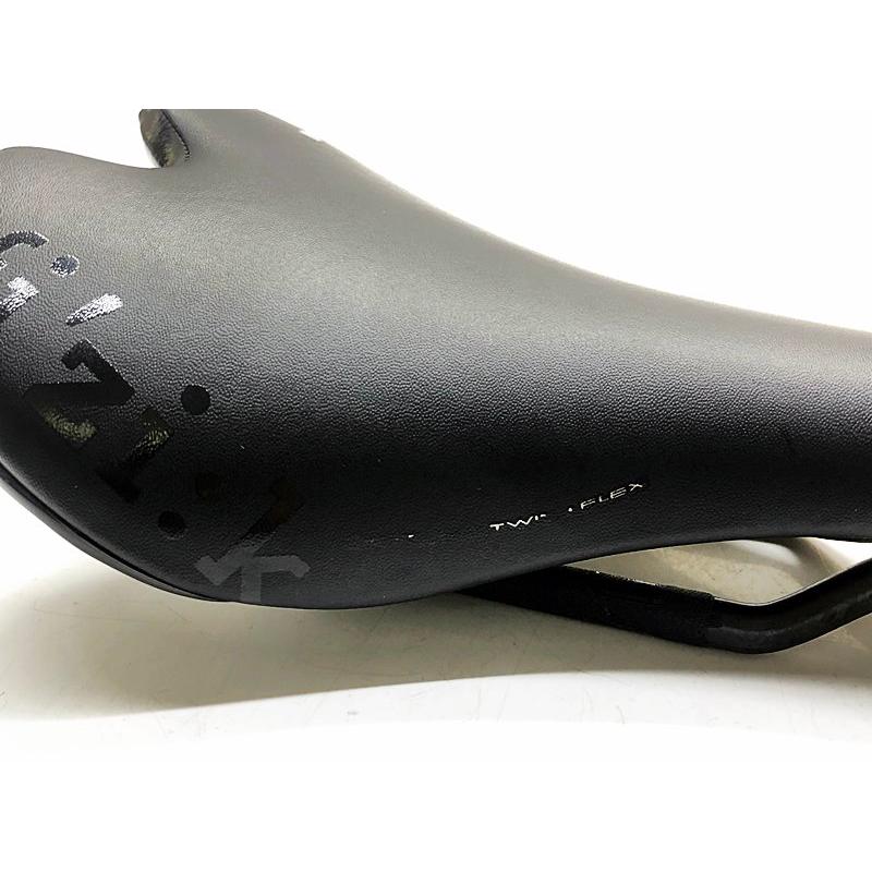 フィジーク Fizik アリアンテ ALIANTE サドル カーボンレール ブラック