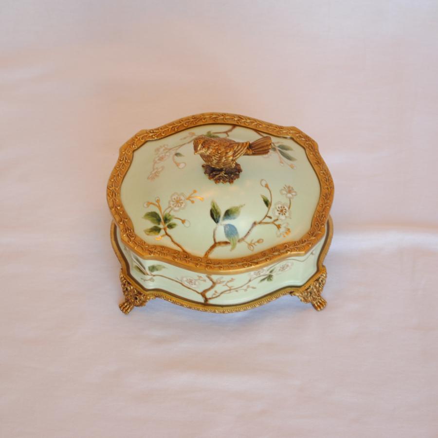 ボックス BOX 陶磁器 真鍮 小物入れ 脚付き 雑貨 アクセサリーボックス