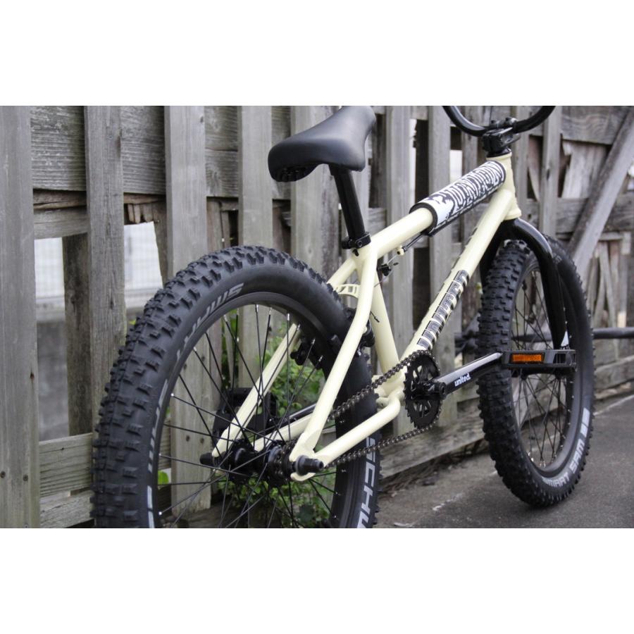 BMX 20インチ ストリート ダート UNITED MOTOCROSS DIRTタイヤ付き