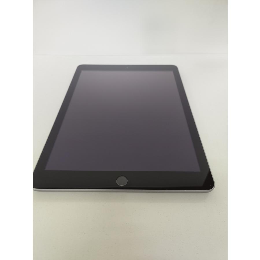 送料当店負担 SIMフリー iPad（第5世代） Cellular 32GB スペース