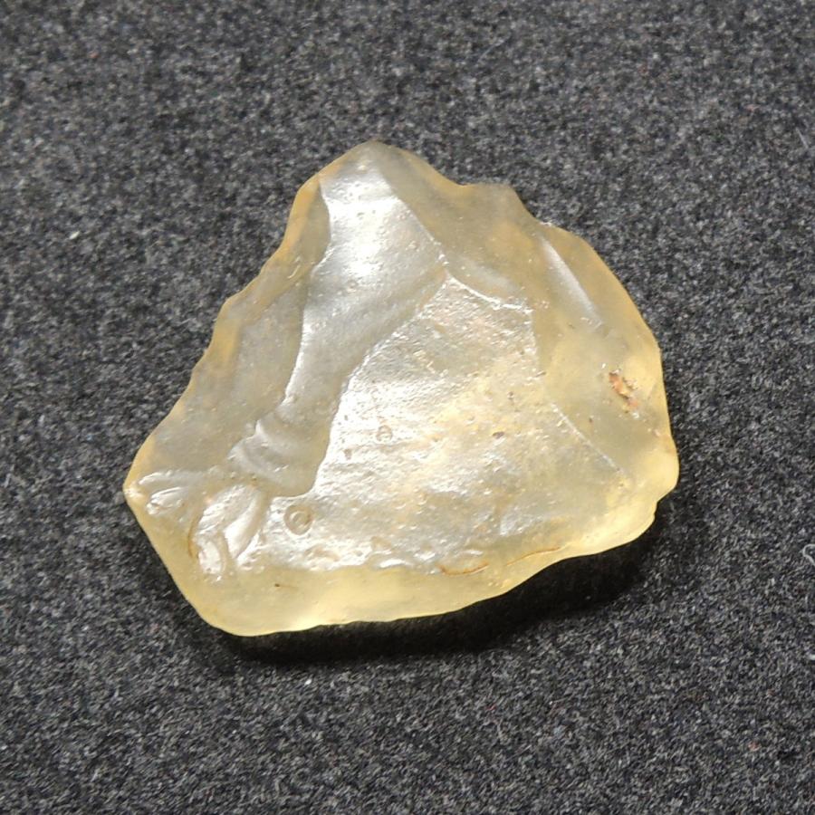 リビアングラス 原石 テクタイト インパクトガラス リビア産 リビア