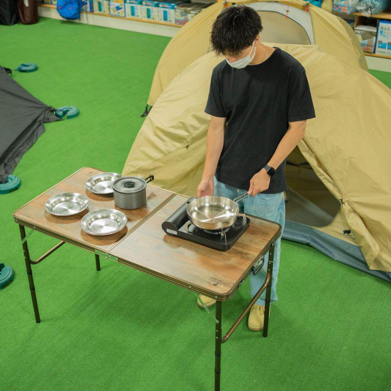 キャプテンスタッグ ビストロフォールディングテーブル 120×60 高さ 4