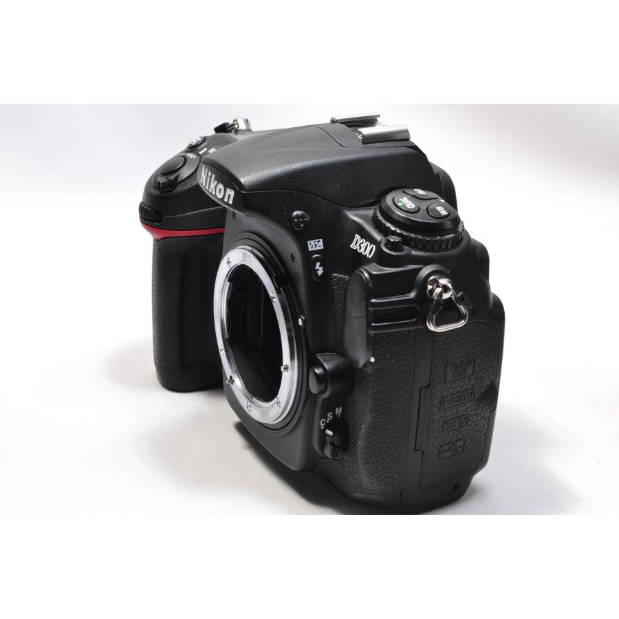 ニコン（Nikon） D300 標準＆超望遠ダブルズームセット : カメラの