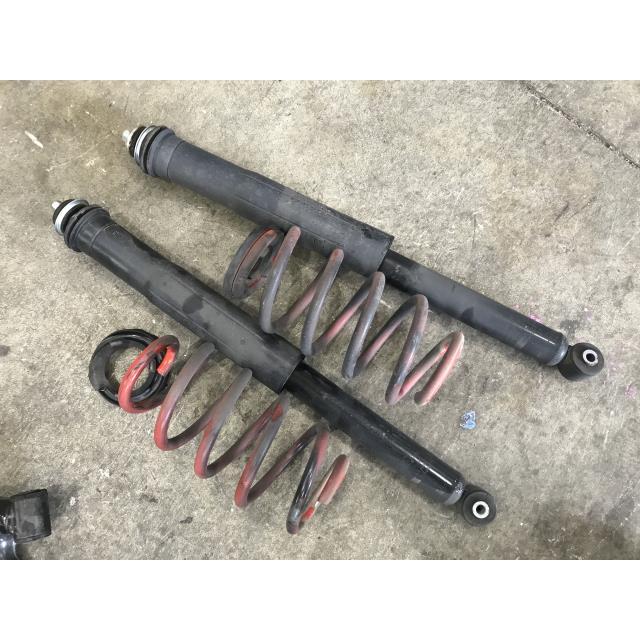 JYCQL 48530-69535、48530-60210 1ペアリアショックアブソーバー、電子