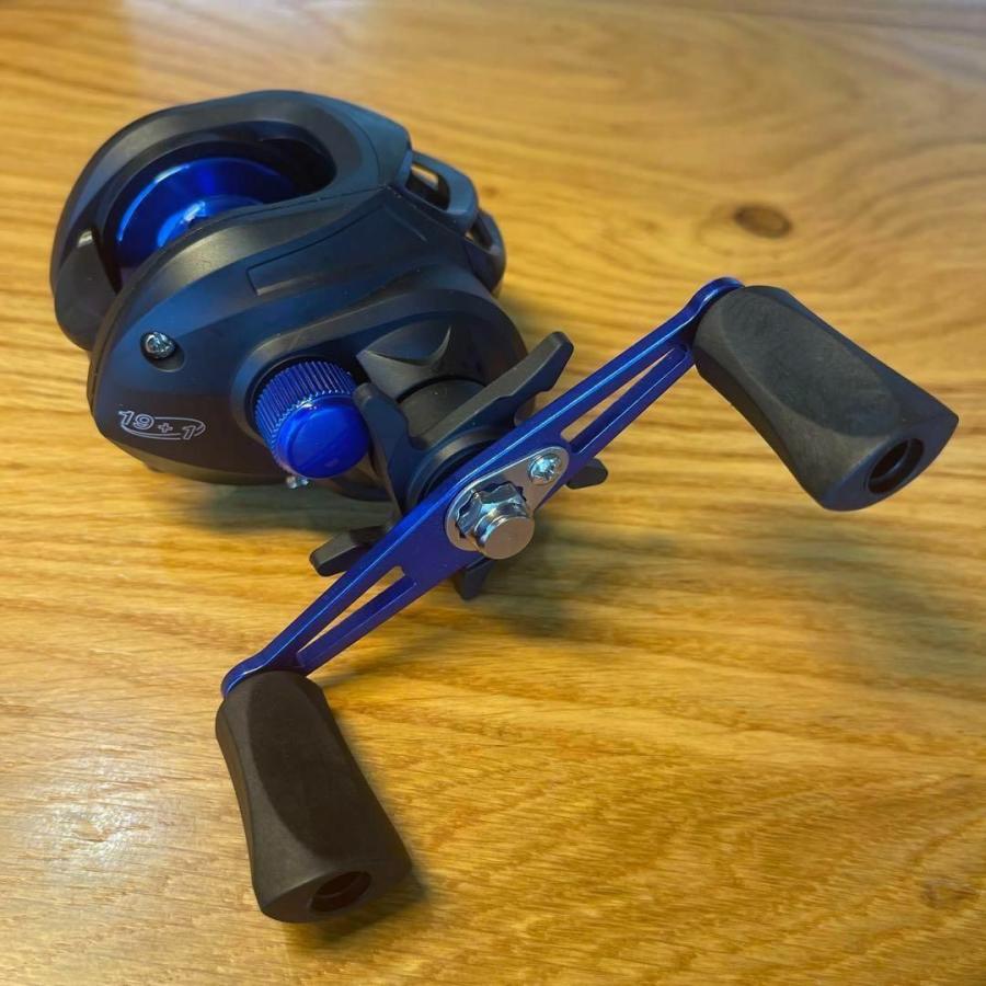 ベイトリール 右ハンドル 両軸リール ブルー 青 ブラックバス トラウト