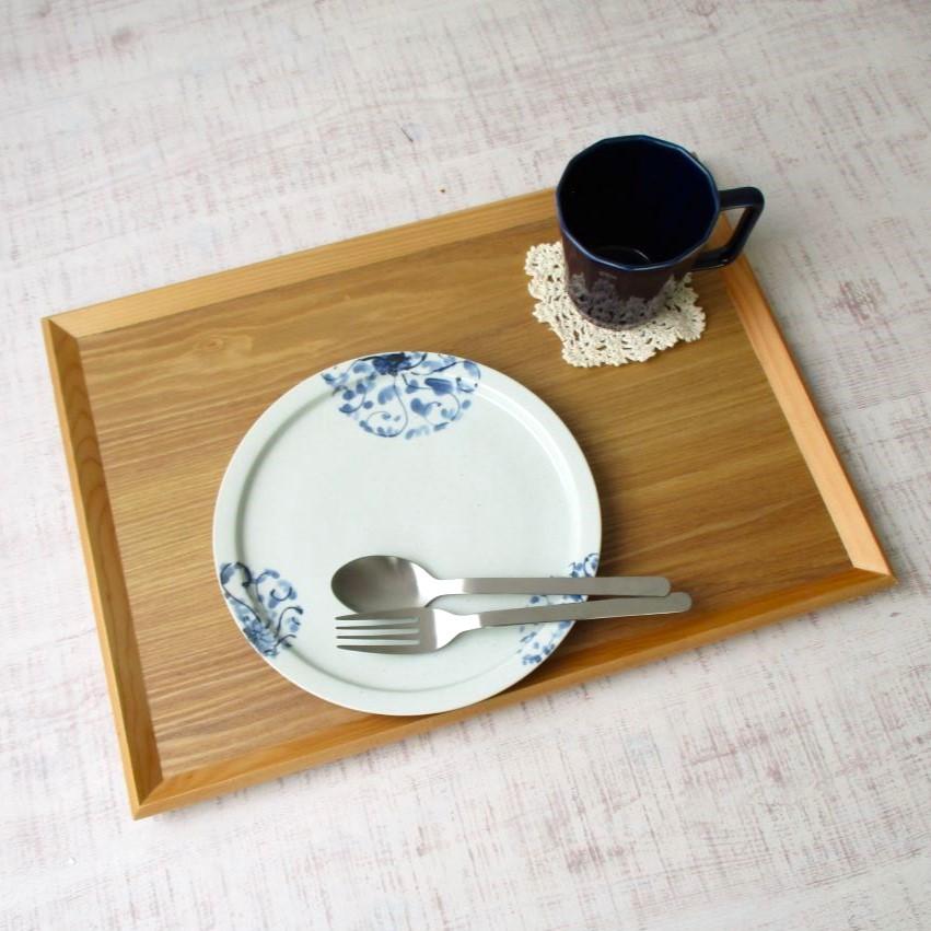 有田焼 お皿 丸皿 プレート 岡晋吾 染付 菊唐草7寸天平平皿 シンプル