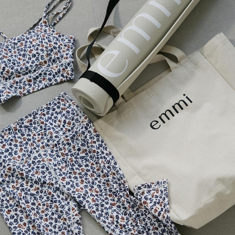 emmi yoga（エミヨガ） 爆買 emmi WELLNESS YOGA PACK（4 ITEMS SET