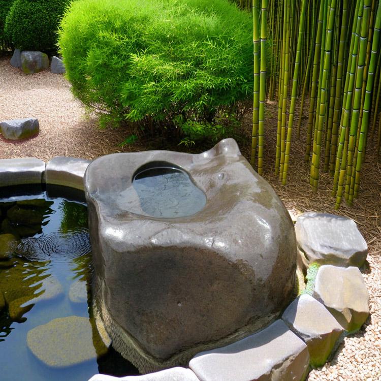 手水鉢 水鉢 たまり石 天然石 庭石 つくばい 溜まり石 景石 蹲 和風