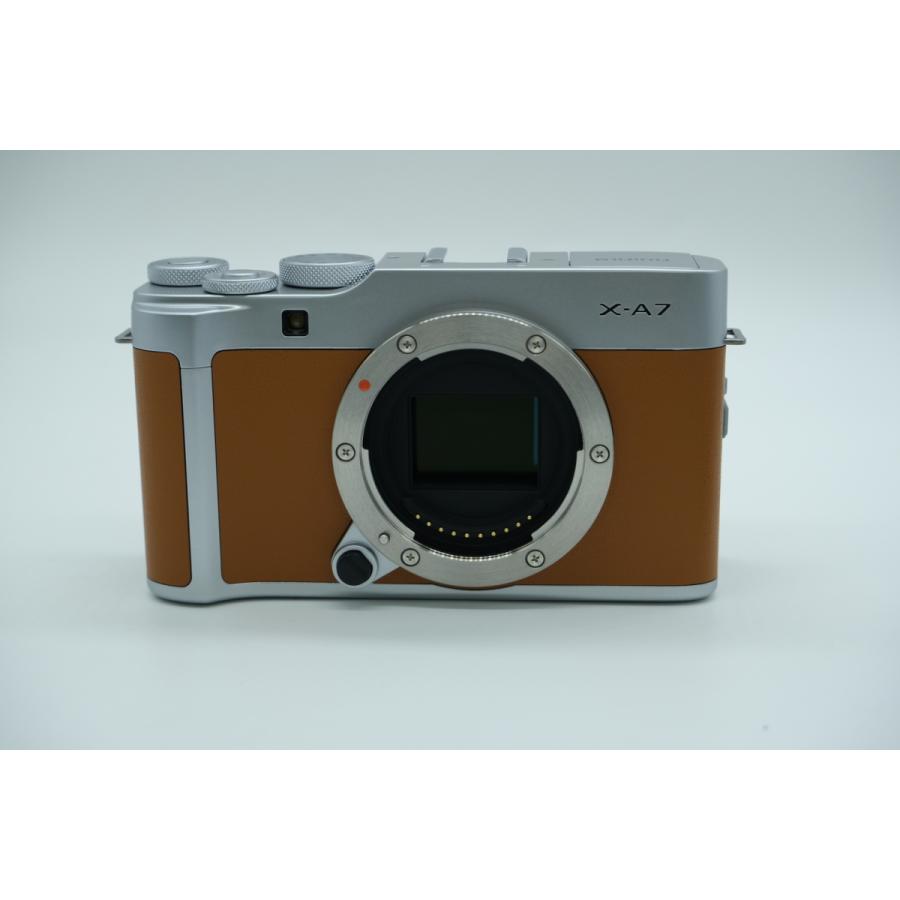 往復送料無料】FUJIFILM X-A7 レンズキット [キャメル] デジタル一眼