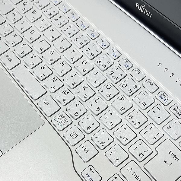 LIFEBOOK SH 富士通 SH75/T FMVS75TWP Core i5 8GB メモリ 256GB SSD