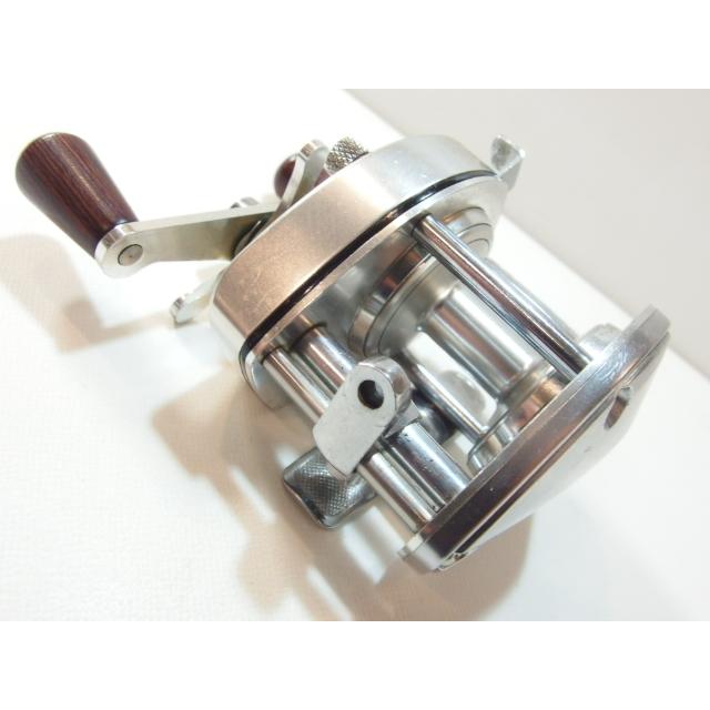 シマノ バンタム 200 SHIMANO Bantam 右巻き ベイトリール オールド