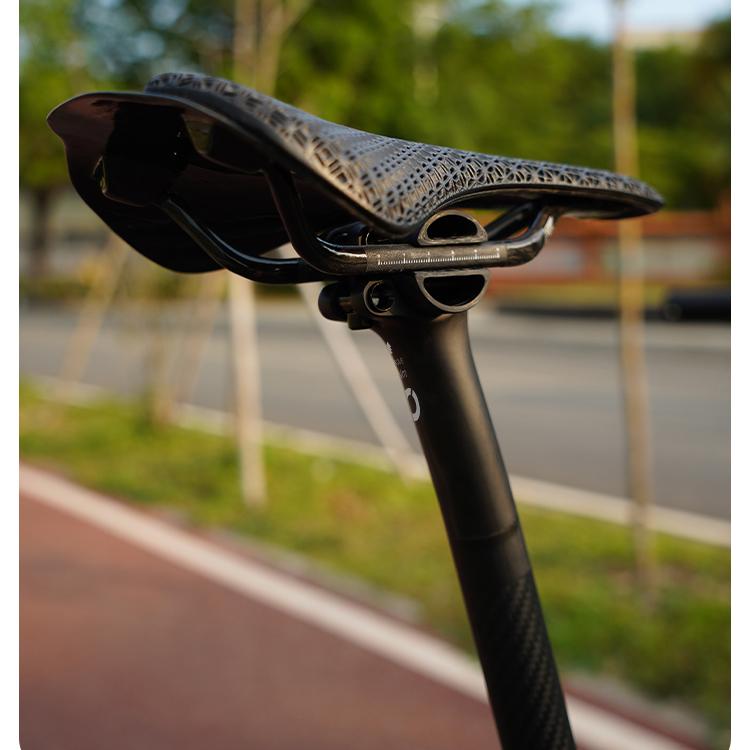 TOSEEK 丸型/楕円レール兼用 オフセット5/20 カーボンシートポスト