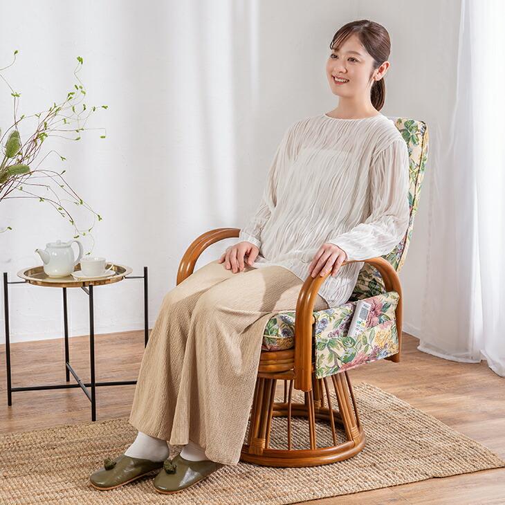 天然籐リクライニングハイバック回転座椅子 サイドポケット付き 回転座