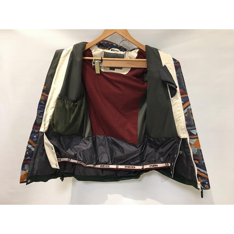 ESTIVO+QUICKSILVER 【並品】【上下セット】スノーボードウェア