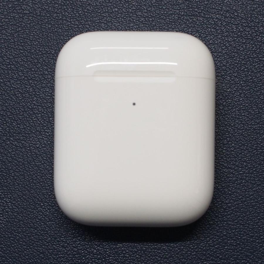 Apple Apple AirPods with Wireless Charging Case エアーポッズ 充電